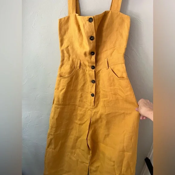 NEW REFORMATION TYLER BUTTON LINEN JUMPSUIT IN OCHRE 4 - Picture 6 of 7